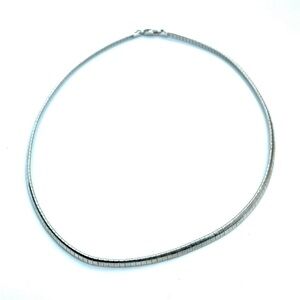 Elegant Silver Necklace